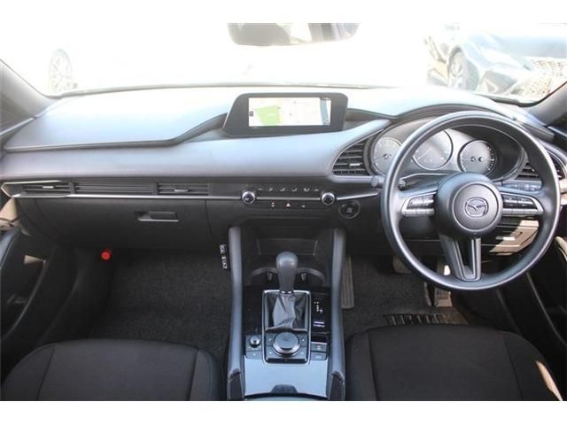 MAZDA 3 FASTBACK 2023 Image 31