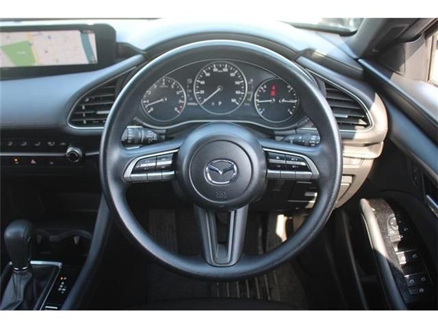 MAZDA 3 FASTBACK 2023 Image 31