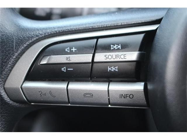 MAZDA 3 FASTBACK 2023 Image 31