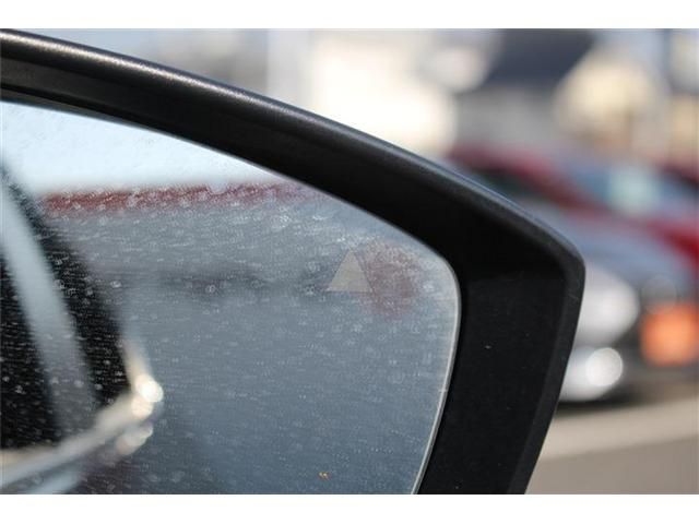 MAZDA 3 FASTBACK 2023 Image 31