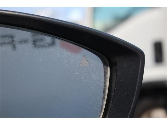 MAZDA 3 FASTBACK 2023 Image 31