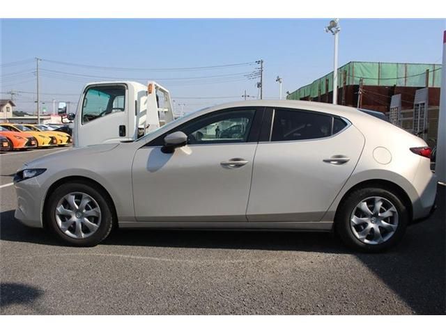 MAZDA 3 FASTBACK 2023 Image 31