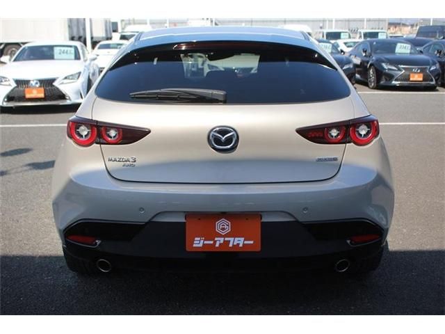 MAZDA 3 FASTBACK 2023 Image 31