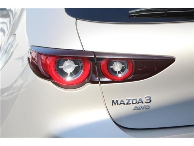 MAZDA 3 FASTBACK 2023 Image 31