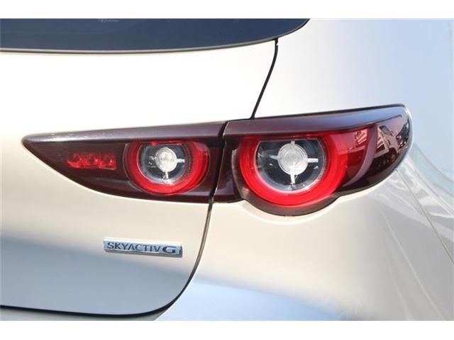 MAZDA 3 FASTBACK 2023 Image 31