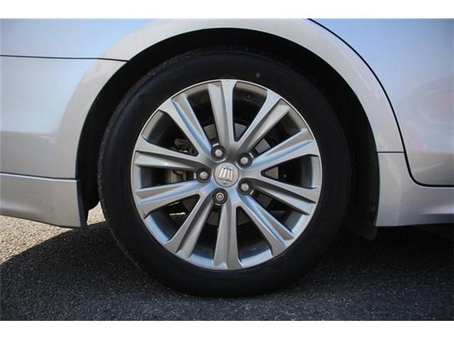 TOYOTA CROWN SEDAN HYBRID 2017 Image 31