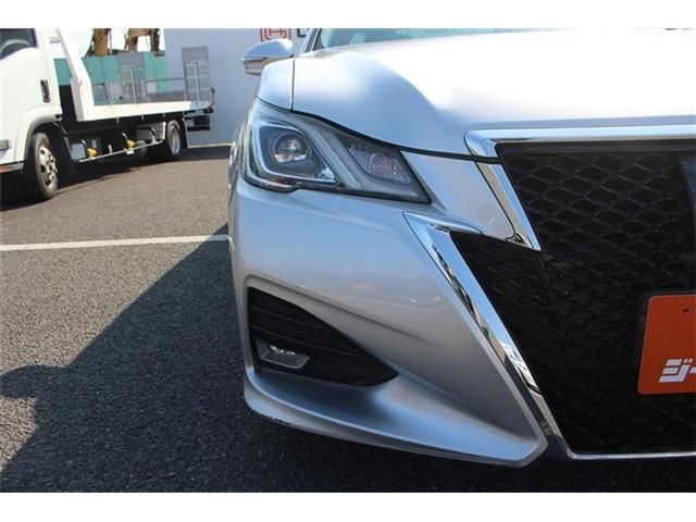 TOYOTA CROWN SEDAN HYBRID 2017 Image 31