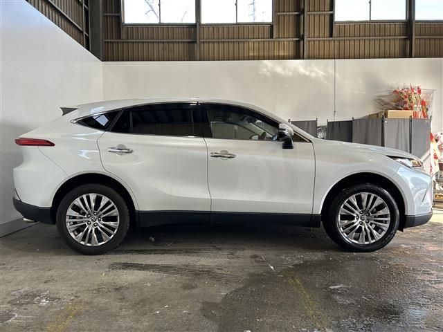 TOYOTA HARRIER 4WD 2022 Image 31