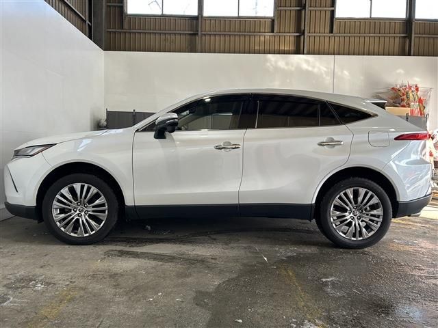 TOYOTA HARRIER 4WD 2022 Image 31