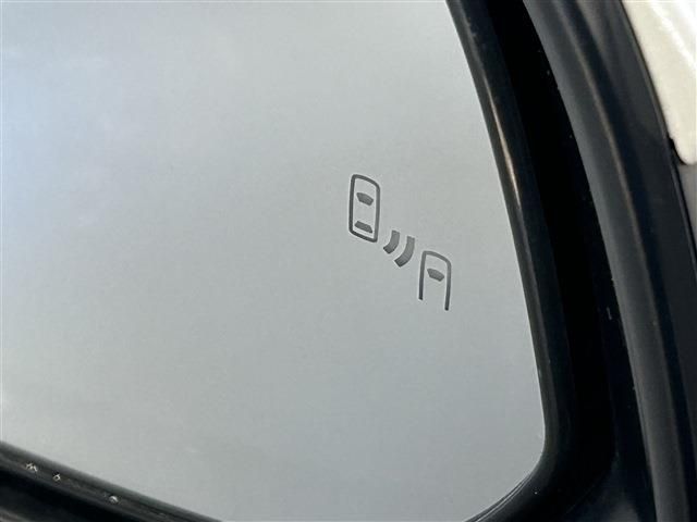 TOYOTA HARRIER 4WD 2022 Image 31