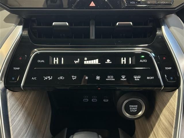 TOYOTA HARRIER 4WD 2022 Image 31