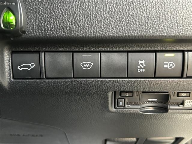 TOYOTA HARRIER 4WD 2022 Image 31