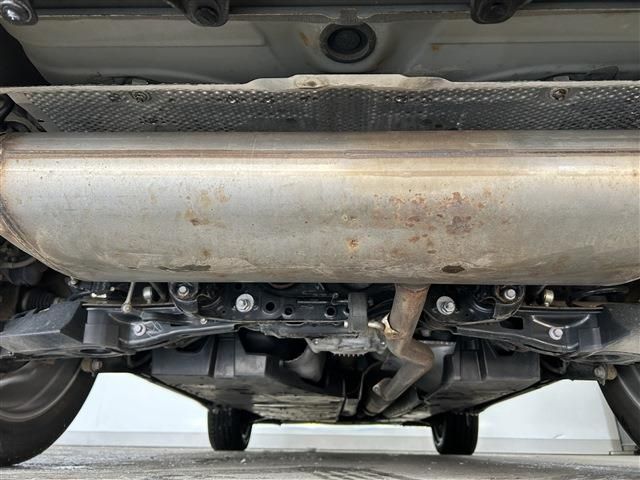 TOYOTA HARRIER 4WD 2022 Image 31