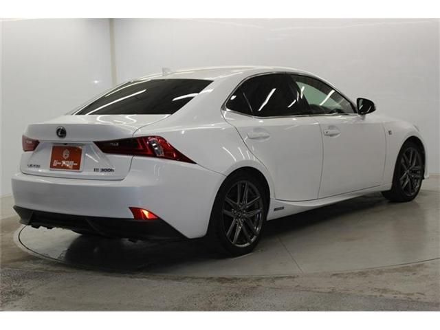 TOYOTA LEXUS IS300H 2013 Image 31