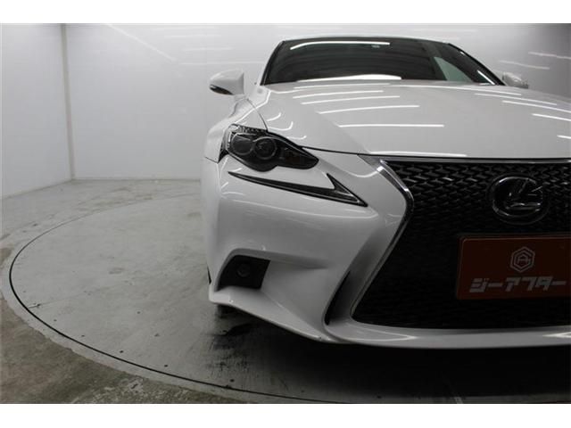 TOYOTA LEXUS IS300H 2013 Image 31