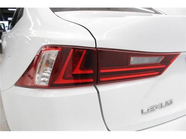 TOYOTA LEXUS IS300H 2013 Image 31