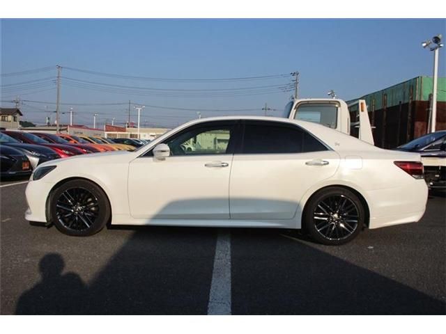 TOYOTA CROWN SEDAN 2015 Image 31