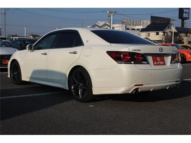 TOYOTA CROWN SEDAN 2015 Image 31