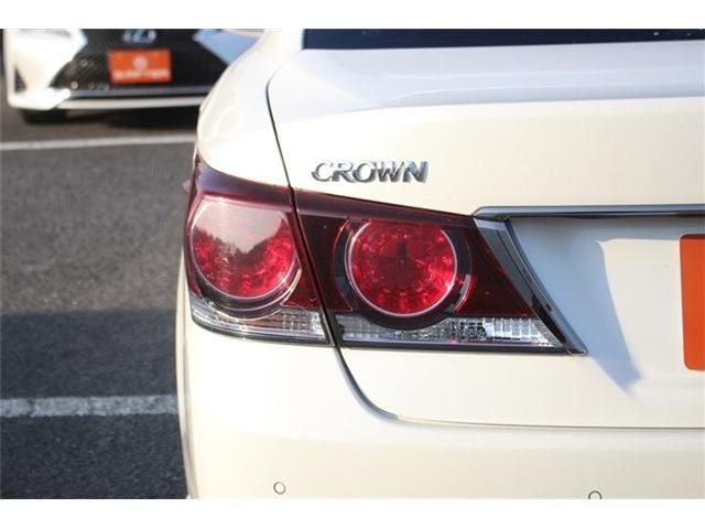 TOYOTA CROWN SEDAN 2015 Image 31