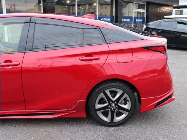 TOYOTA PRIUS 2019 Image 31
