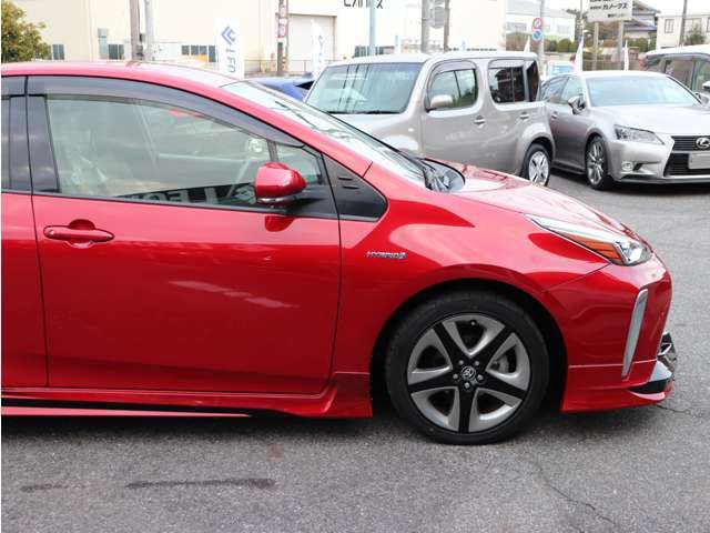 TOYOTA PRIUS 2019 Image 31