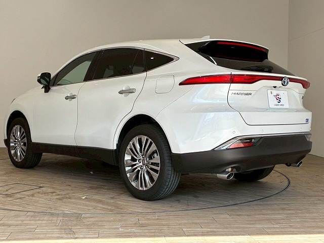 TOYOTA HARRIER HYBRID 2023 Image 31