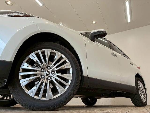 TOYOTA HARRIER HYBRID 2023 Image 31