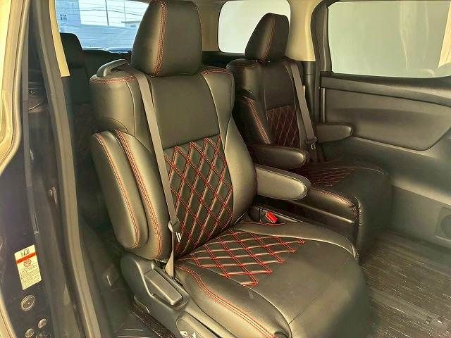 TOYOTA VELLFIRE 2017 Image 31