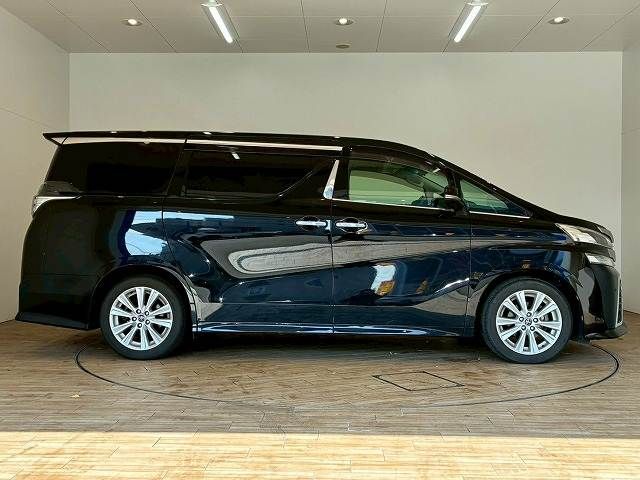 TOYOTA VELLFIRE 2017 Image 31