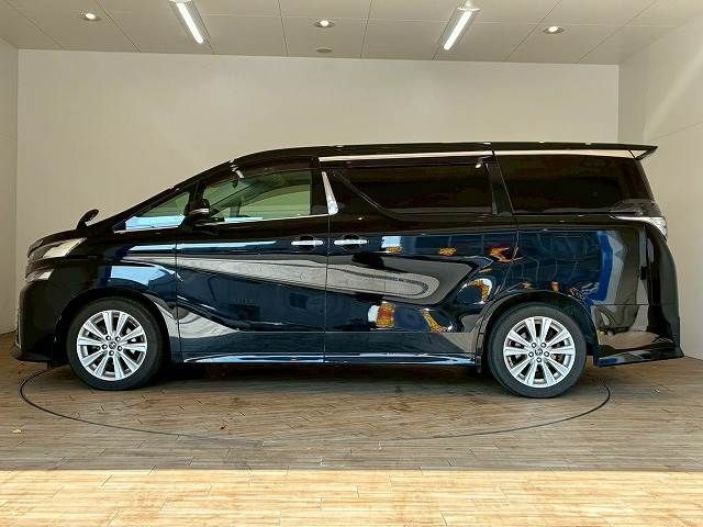 TOYOTA VELLFIRE 2017 Image 31