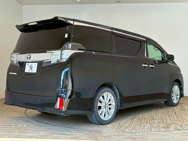 TOYOTA VELLFIRE 2017 Image 31