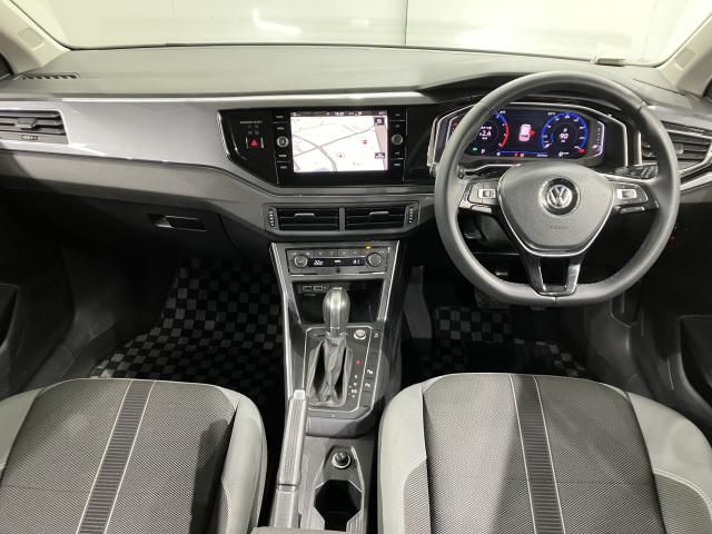 VOLKSWAGEN POLO 2019 Image 31