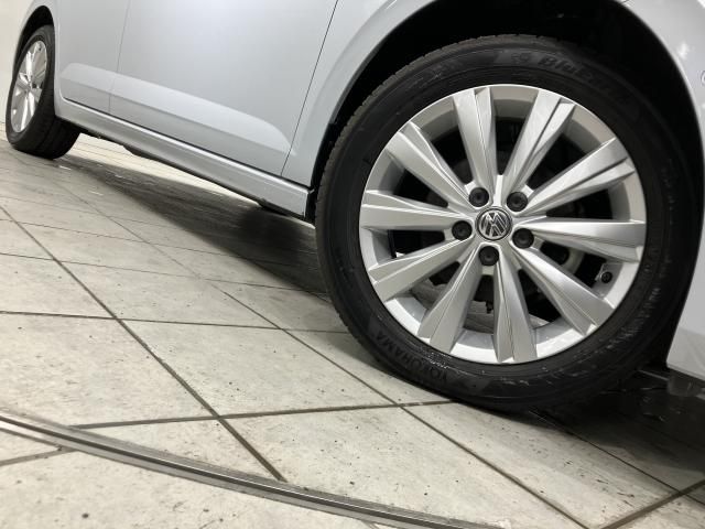 VOLKSWAGEN POLO 2019 Image 31