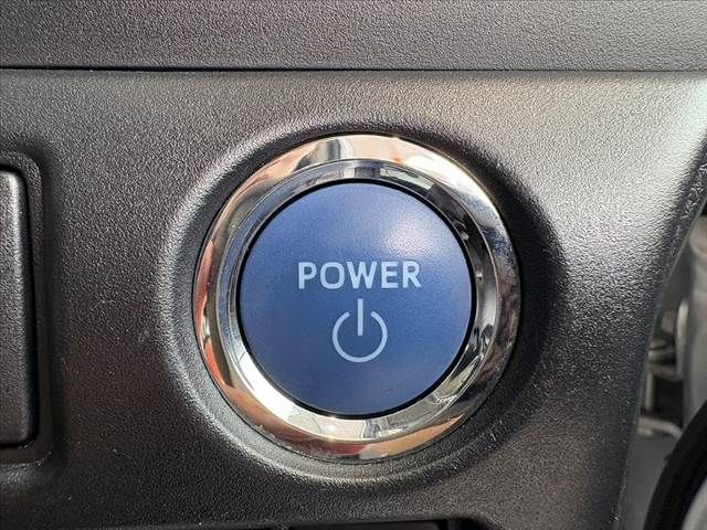 TOYOTA NOAH HYBRID 2020 Image 31