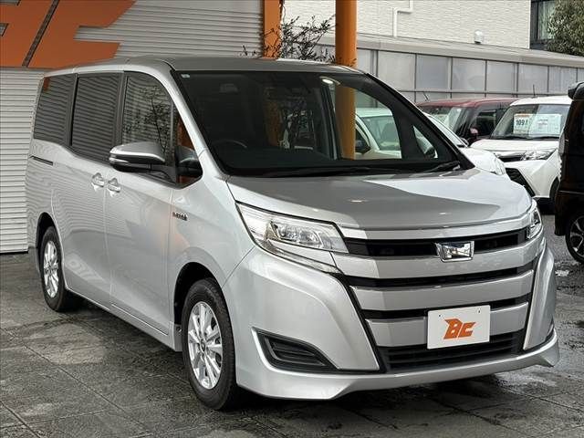 TOYOTA NOAH HYBRID 2020 Image 31