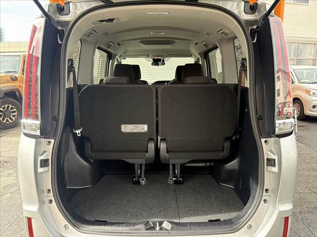 TOYOTA NOAH HYBRID 2020 Image 31