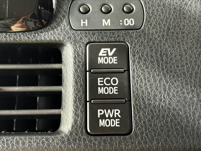 TOYOTA NOAH HYBRID 2020 Image 31