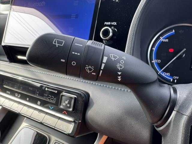 TOYOTA VOXY HYBRID 2023 Image 31