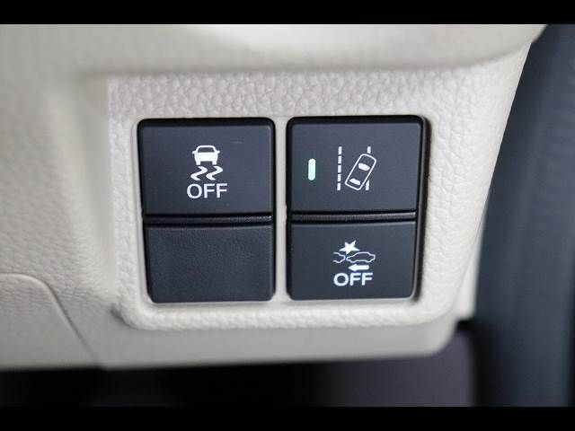 HONDA N BOX 2020 Image 31