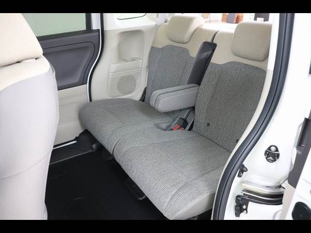 HONDA N BOX 2020 Image 31