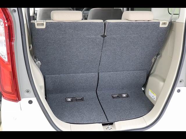 HONDA N BOX 2020 Image 31