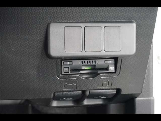 TOYOTA ROOMY 2017 Image 31