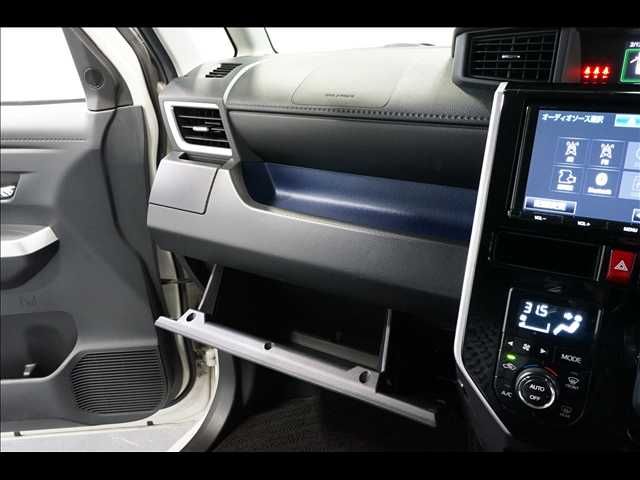 TOYOTA ROOMY 2017 Image 31