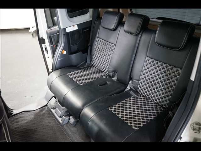 TOYOTA ROOMY 2017 Image 31