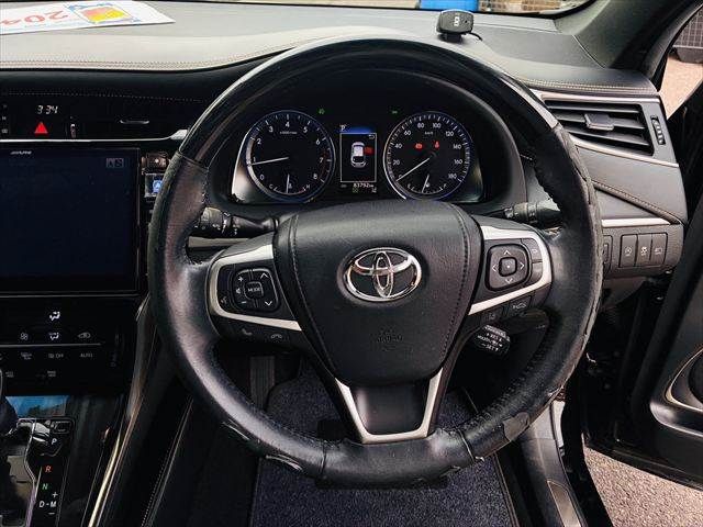 TOYOTA HARRIER 2WD 2017 Image 31