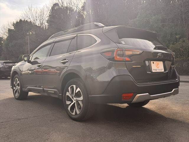 SUBARU LEGACY OUTBACK 2023 Image 31