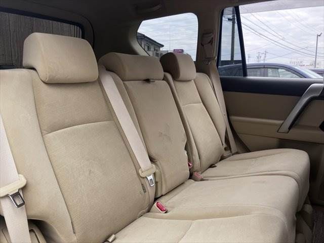 TOYOTA LANDCRUISER PRADO 2015 Image 31