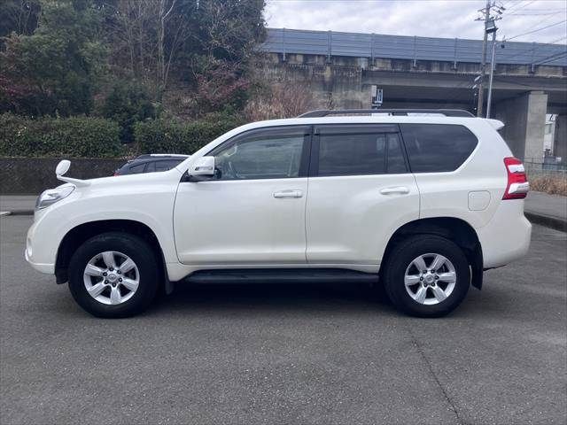 TOYOTA LANDCRUISER PRADO 2015 Image 31