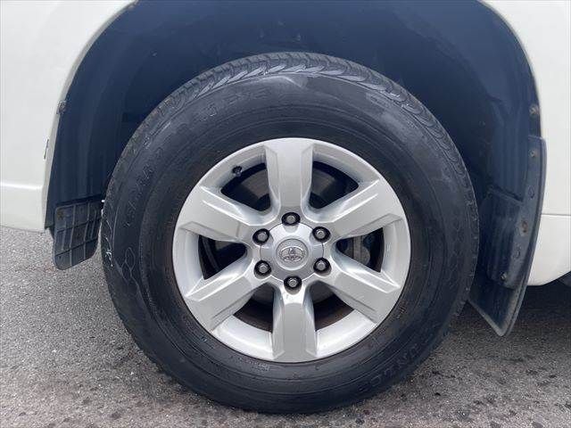 TOYOTA LANDCRUISER PRADO 2015 Image 31