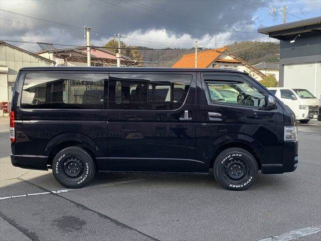TOYOTA HIACE VAN 2WD 2018 Image 31